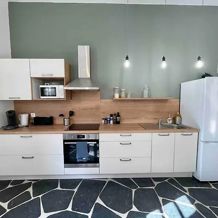 Apartment - 3 Parking Privee -wifi -clim