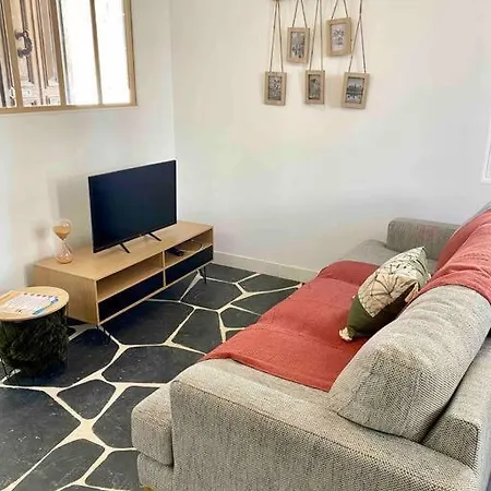 - 3 Parking Privee -wifi -clim Apartment